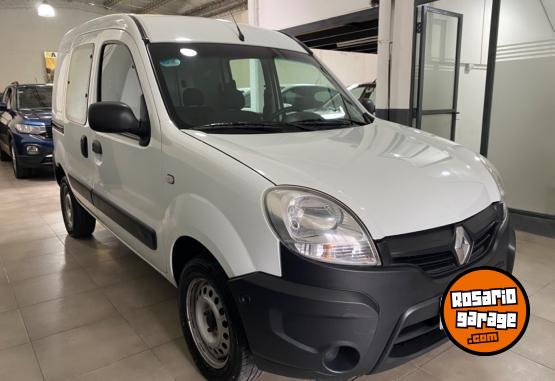 Utilitarios - Renault Kangoo 2017 GNC 128000Km - En Venta