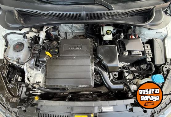 Autos - Volkswagen Polo 2021 Nafta 64000Km - En Venta