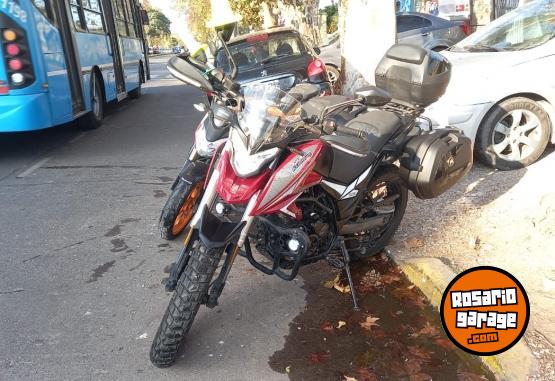 Motos - Motomel SKUA 2022 Nafta 15000Km - En Venta