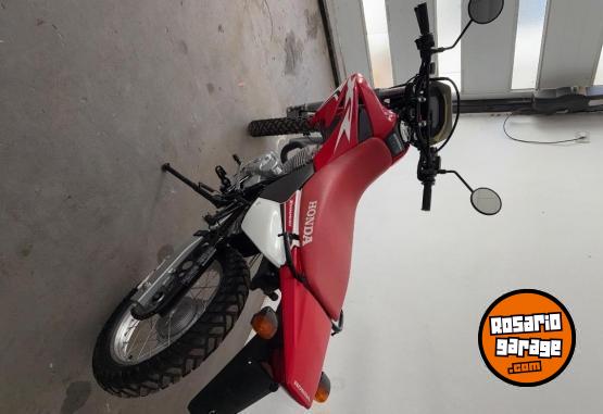 Motos - Honda Tornado 250 2020 Nafta 2100Km - En Venta