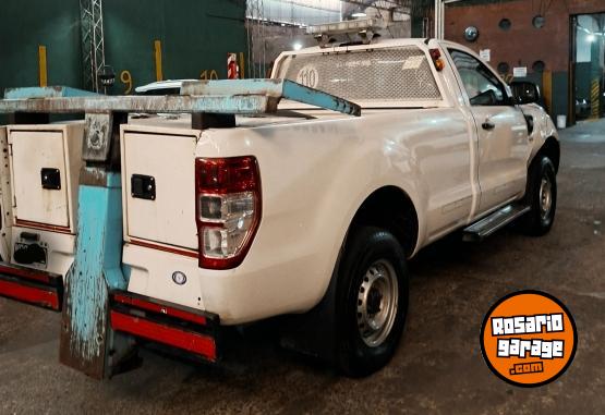 Camionetas - Ford Ranger 2013 Nafta 180000Km - En Venta