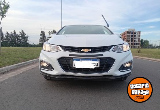 Autos - Chevrolet Cruze LT 2018 Nafta 100300Km - En Venta