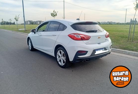 Autos - Chevrolet Cruze LT 2018 Nafta 100300Km - En Venta