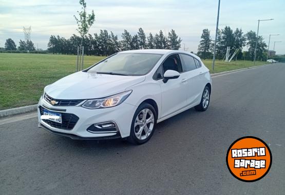 Autos - Chevrolet Cruze LT 2018 Nafta 100300Km - En Venta