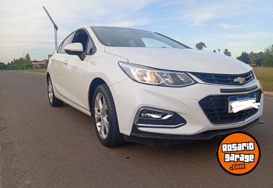 Autos - Chevrolet Cruze LT 2018 Nafta 100300Km - En Venta