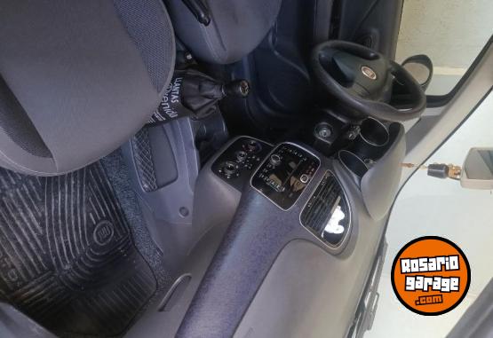 Autos - Fiat Punto Atractive 2013 Nafta 90000Km - En Venta