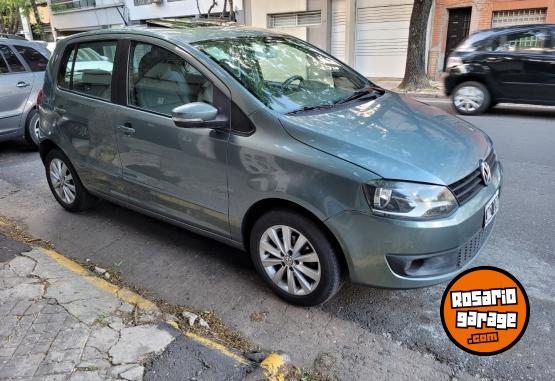 Autos - Volkswagen Fox Highline 1.6 2011 Nafta 103000Km - En Venta
