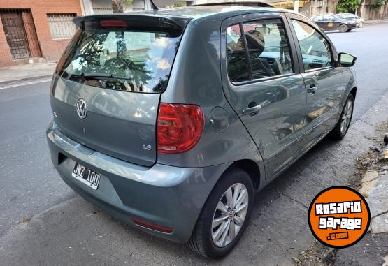 Autos - Volkswagen Fox Highline 1.6 2011 Nafta 103000Km - En Venta