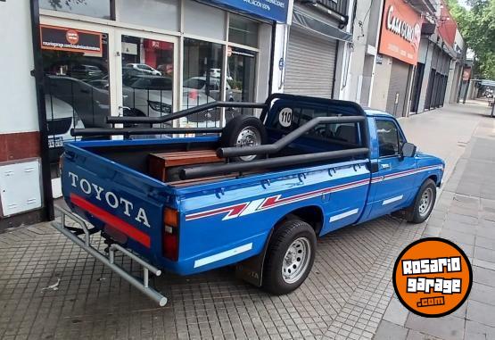 Camionetas - Toyota Hilux 1982 Diesel  - En Venta