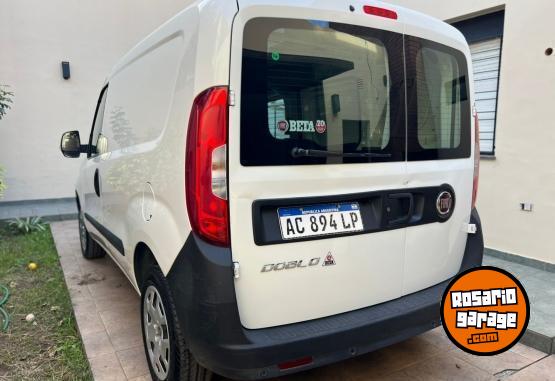 Utilitarios - Fiat Doblo 2018 Nafta 24000Km - En Venta