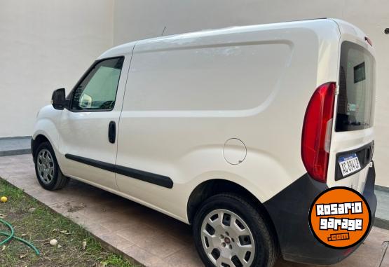 Utilitarios - Fiat Doblo 2018 Nafta 24000Km - En Venta