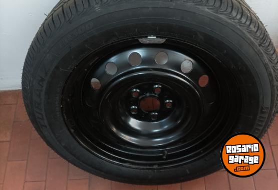 Accesorios para Autos - Cubierta briyeston 205/60/16 nueva - En Venta