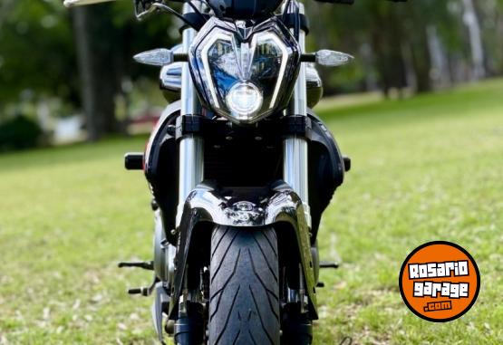 Motos - Benelli TNT 302 2024 Nafta 7150Km - En Venta