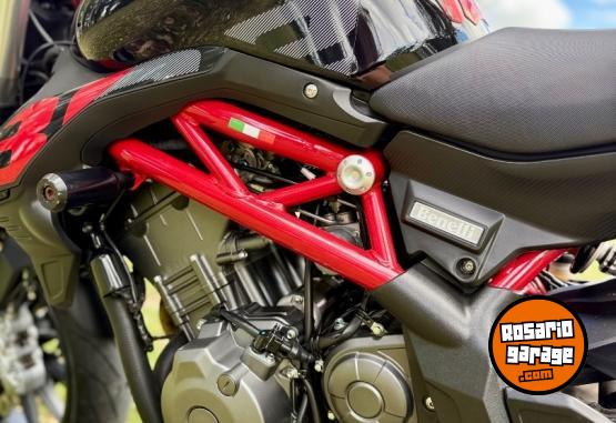 Motos - Benelli TNT 302 2024 Nafta 7150Km - En Venta