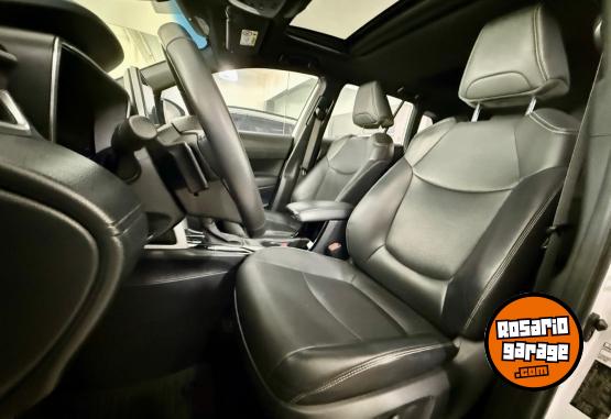 Camionetas - Toyota Corolla Cross 2.0 SEG CVT 2022 Nafta 45000Km - En Venta