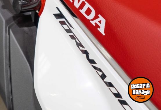 Motos - Honda XR 300 TORNADO 2025 Nafta 0Km - En Venta