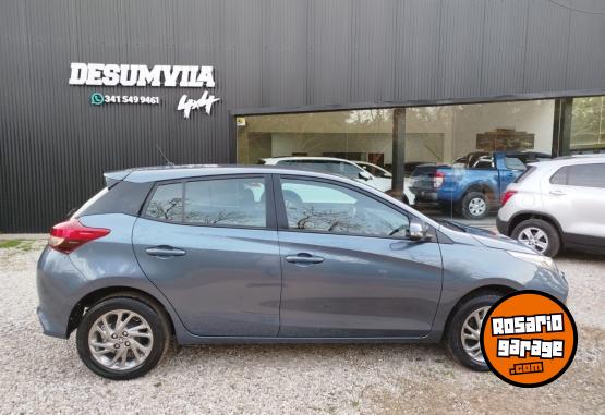 Autos - Toyota YARIS XLS CVT 2023 Nafta 40000Km - En Venta