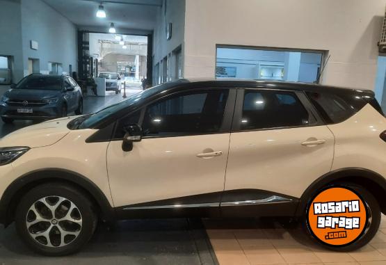 Autos - Renault CAPTUR 2.0 INTENSE 2019 Nafta 71000Km - En Venta