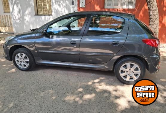 Autos - Peugeot 207 COMPACT 2014 GNC 184000Km - En Venta
