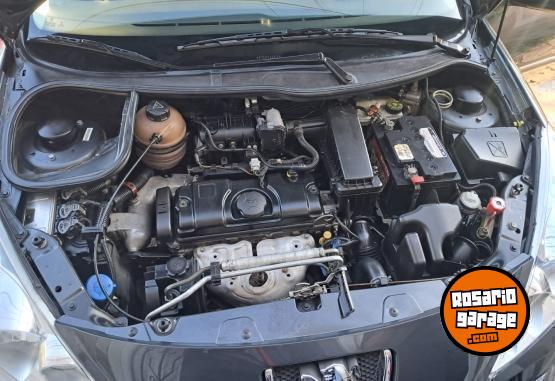 Autos - Peugeot 207 COMPACT 2014 GNC 184000Km - En Venta