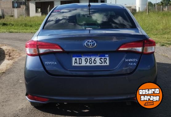 Autos - Toyota Yaris XLS Sedan 2019 Nafta 107000Km - En Venta
