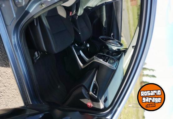 Autos - Toyota Yaris XLS Sedan 2019 Nafta 107000Km - En Venta