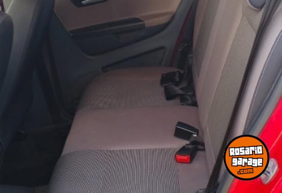 Autos - Volkswagen Suran 2012 GNC 190000Km - En Venta