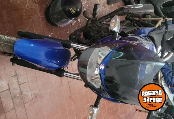 Motos - Bajaj Bajaj 125 2010 Nafta 30000Km - En Venta