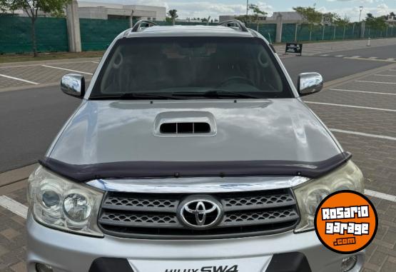 Camionetas - Toyota HILUX SW4 2010 Diesel 227000Km - En Venta