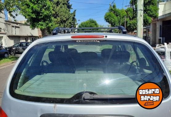 Autos - Renault Scenic 2005 Nafta 210000Km - En Venta