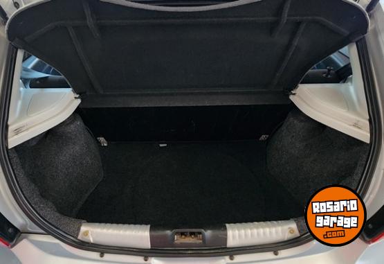 Autos - Volkswagen Gol Trend 2014 Nafta 128600Km - En Venta