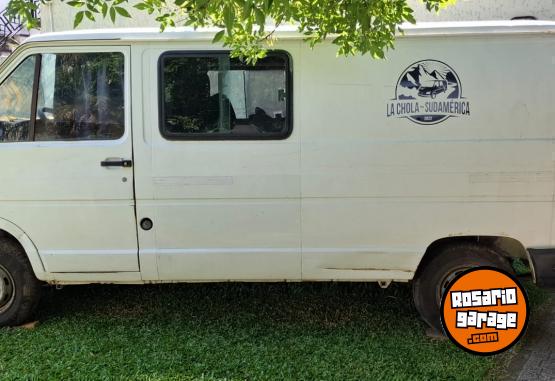 Utilitarios - Renault Trafic larga 1993 GNC 11111Km - En Venta