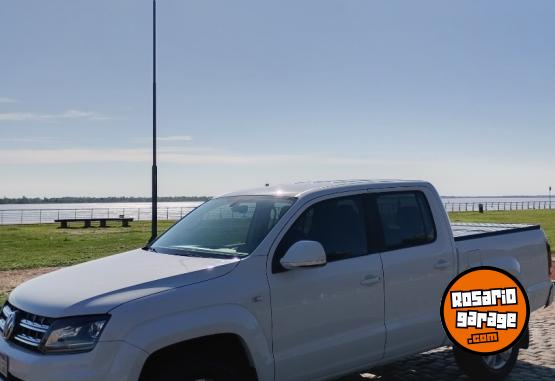 Camionetas - Volkswagen Amarok Highline 2023 Diesel 27000Km - En Venta