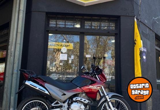 Motos - Honda FALCON NX400 2011 Nafta 3400Km - En Venta