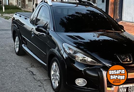 Utilitarios - Peugeot Hoggar 2014 Nafta 114000Km - En Venta