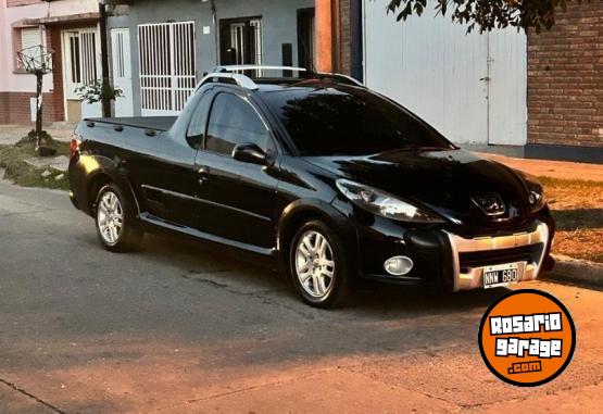 Utilitarios - Peugeot Hoggar 2014 Nafta 114000Km - En Venta