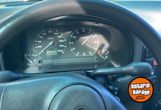 Utilitarios - Volkswagen Caddy 2000 Diesel 191000Km - En Venta