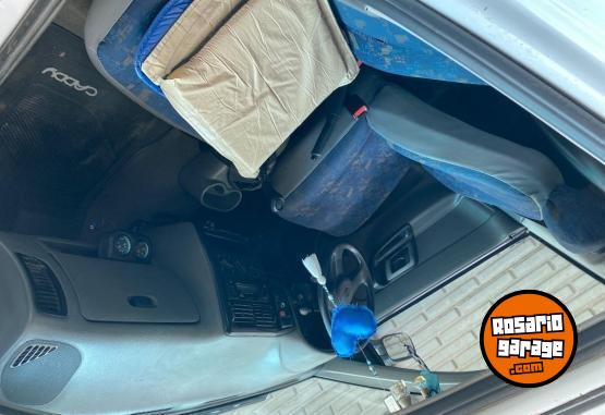 Utilitarios - Volkswagen Caddy 2000 Diesel 191000Km - En Venta