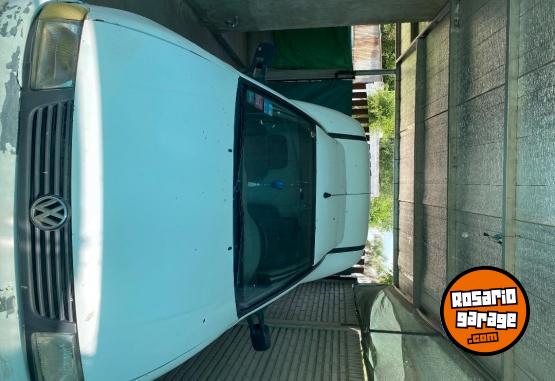 Utilitarios - Volkswagen Caddy 2000 Diesel 191000Km - En Venta