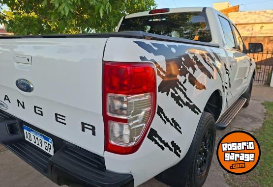 Camionetas - Ford Ranger XLS 3.2 AT 2018 Diesel 115000Km - En Venta
