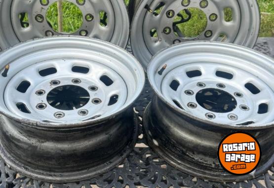 Accesorios para Autos - LLANTAS PARA FORD 100 DUTTY ORIGINALES - En Venta