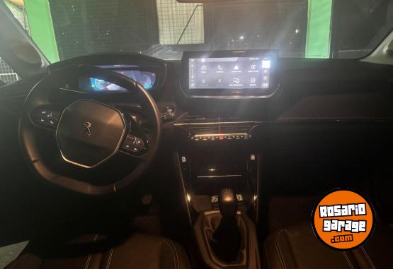 Autos - Peugeot 208 allure pack 2024 Nafta 40000Km - En Venta