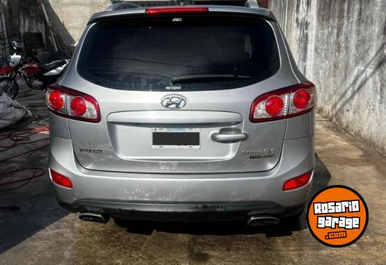 Camionetas - Hyundai Santa Fe 2011 Diesel 217000Km - En Venta