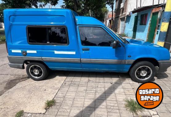 Utilitarios - Renault Renault express 1998 Diesel 157000Km - En Venta