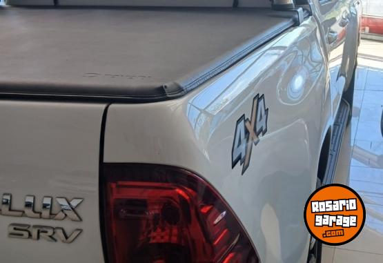 Camionetas - Toyota Hilux 2019 Diesel 129000Km - En Venta