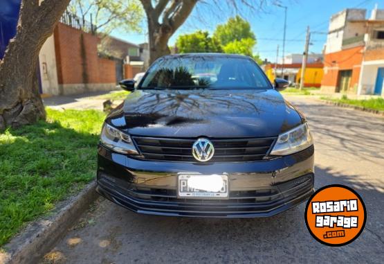 Autos - Volkswagen Vento 2015 Nafta 180000Km - En Venta