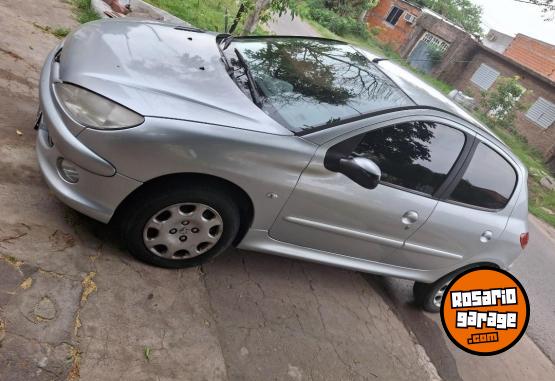 Autos - Peugeot 206 2007 Nafta 180000Km - En Venta