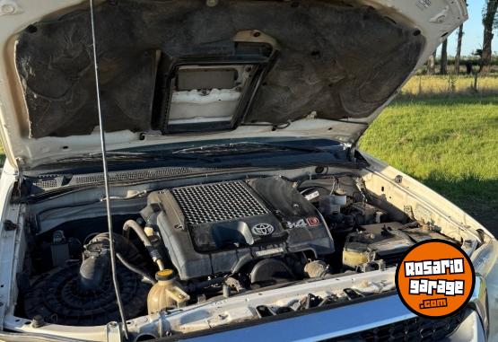 Camionetas - Toyota Hilux 2009 Diesel 445000Km - En Venta
