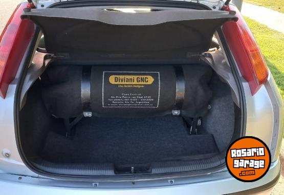 Autos - Ford Focus 1.8 16V Zetec 2001 GNC 268000Km - En Venta