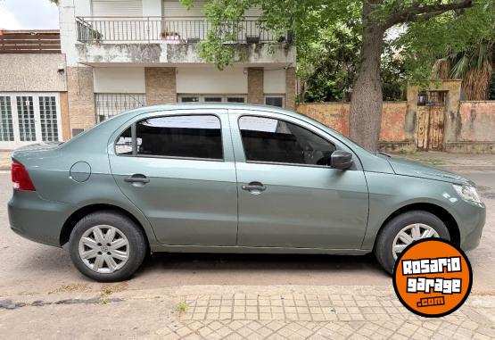 Autos - Volkswagen Voyage 2012 Nafta 111111Km - En Venta